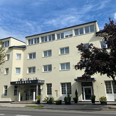 Hotel Michael Gerasdorf bei Wien Exterior foto